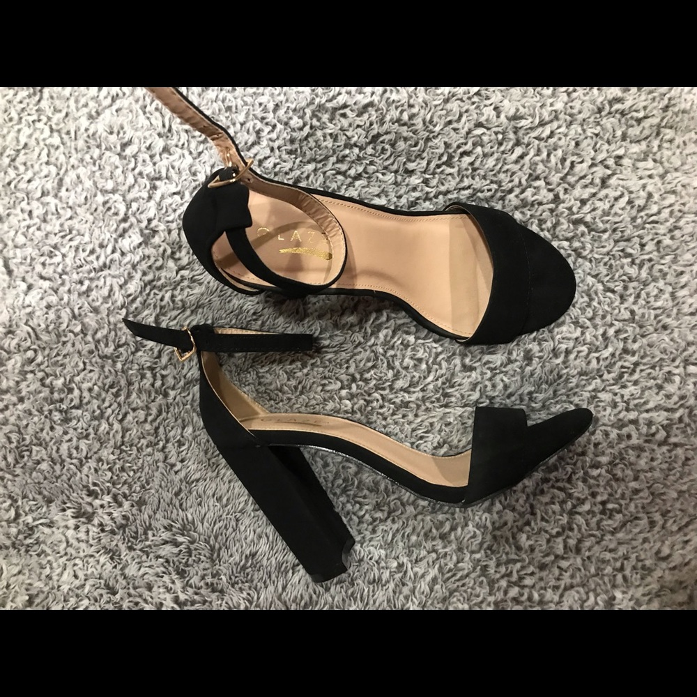 Black chunky heels